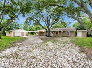 7440 County Road 215a, Alvin, TX 77511