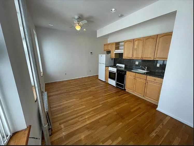 113 W 106th St #2B — Photo 6