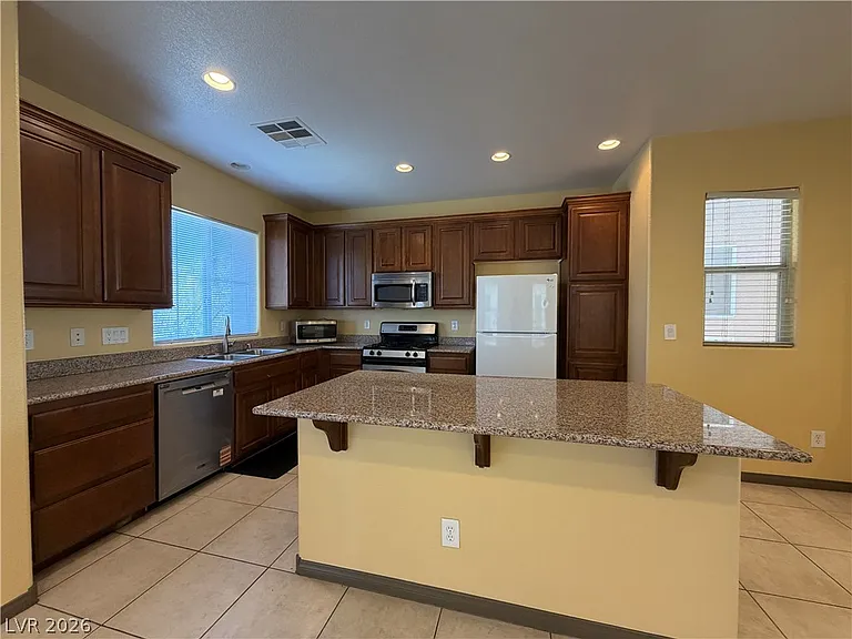10811 Ackers Dr — Photo 10