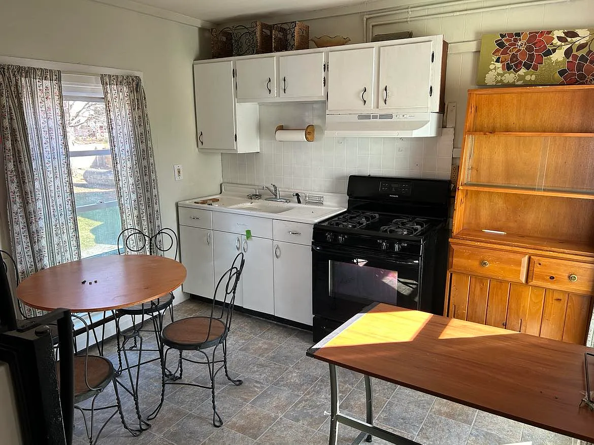 1 bed, 500 sqft, $900 — Photo 4