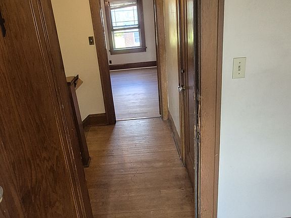 2nd image of 408 Fulton Rd NW APT 4