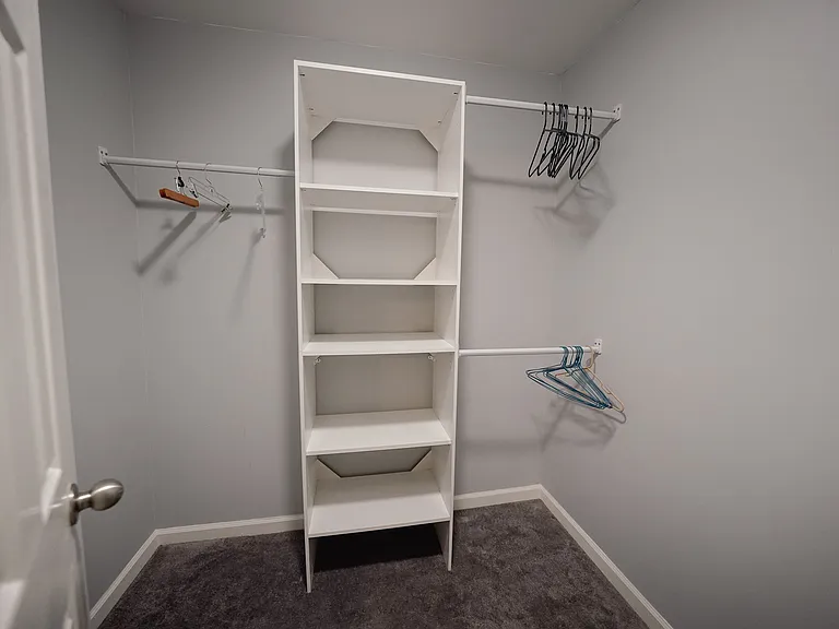 2nd Bedroom Closet