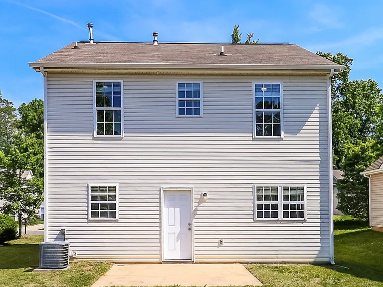 1518 Braveheart Ln — Photo 17