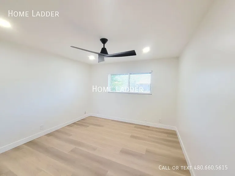 1618 W Lamar Rd — Photo 11