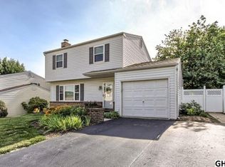 300 Harvest Dr, Harrisburg, PA 17111
