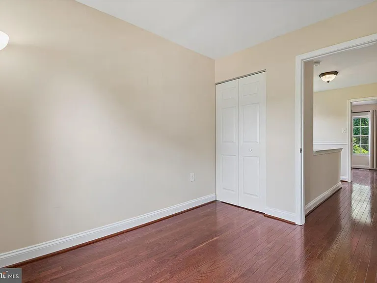 17 Ruddington Ct — Photo 45