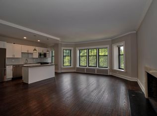 327 W Fullerton Pkwy #50, Chicago, IL 60614