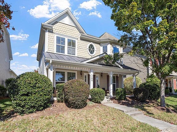 2nd image of 1104 Crinoline Ln