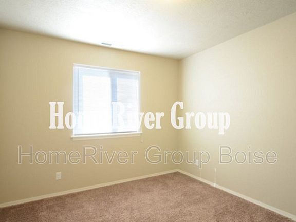 3rd image of 6760 W Irving St APT 201