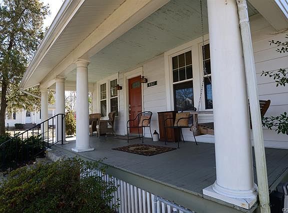 2nd image of 4611 Maverick Ave