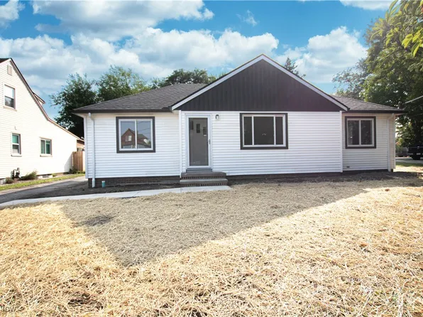 933 W Schaaf Rd, Cleveland, OH 44109