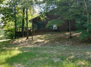 1249 Easton Rd, Easton, TX 75641