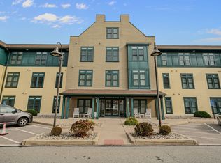 38 Hope St #1206, Niantic, CT 06357