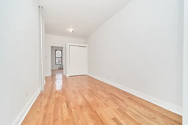 Rented by Compass | media 14