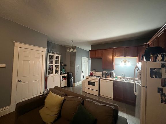 4th image of 4002 Shenandoah Ave