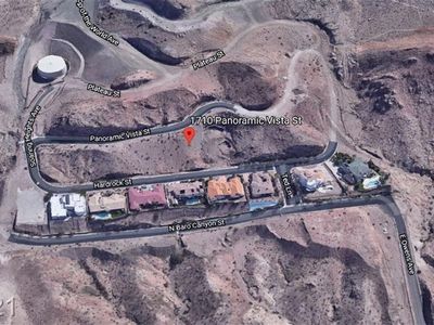1710 Panoramic Vista St, Sunrise Manor, NV, 89156