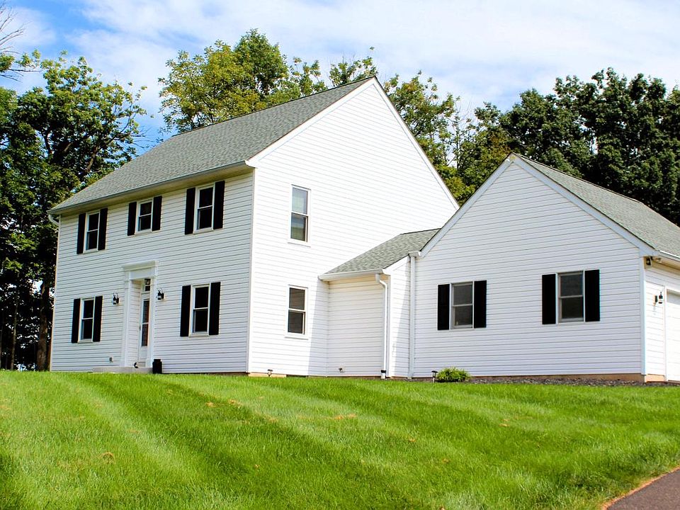 1st image of 1 Kristine Ln