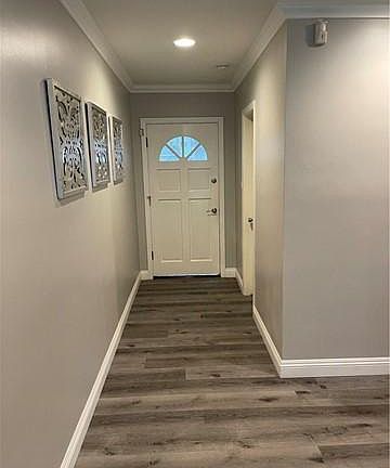 3rd image of 20345 Wyandotte St