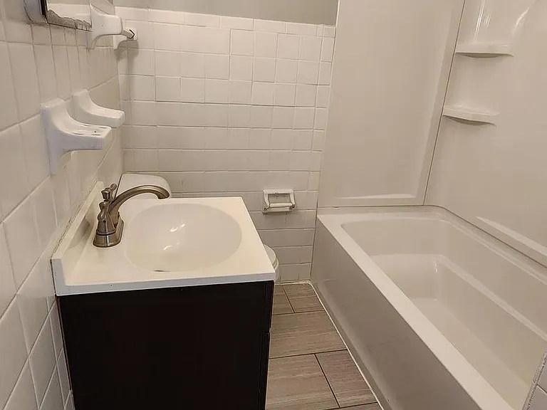 225 Deptford Rd — Photo 17