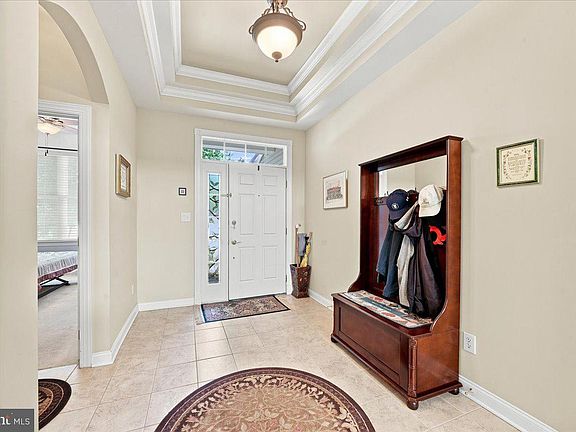 3rd image of 461 Peters Way