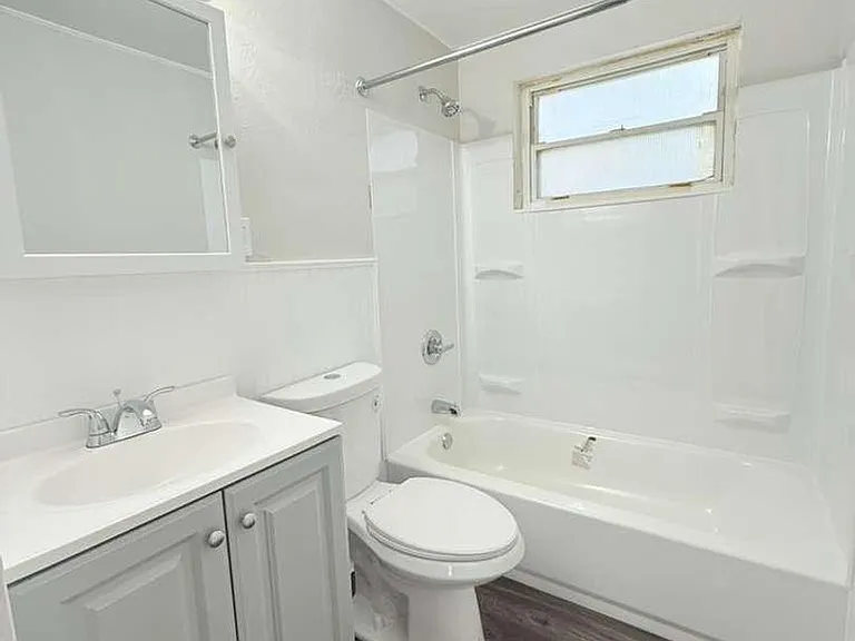 150 Marshall Dr — Photo 9