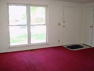 3rd image of 465 Stratmore St