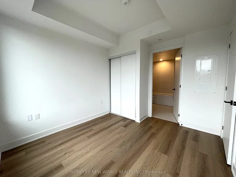 758 Dovercourt Rd #401 — Photo 9
