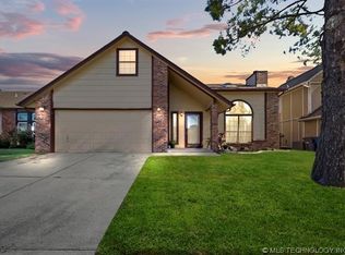 8929 E 86th St, Tulsa, OK 74133