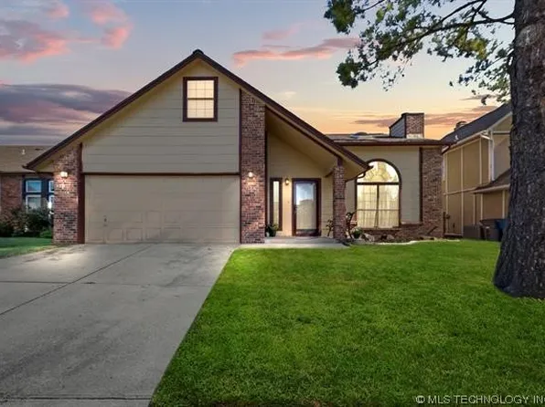 8929 E 86th St, Tulsa, OK 74133