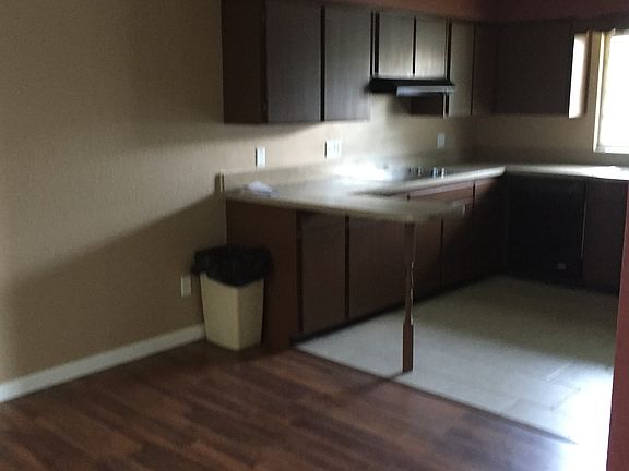 3rd image of 1125 Carol Ave