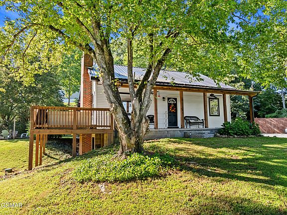 2nd image of 2059 Upper Middle Creek Rd