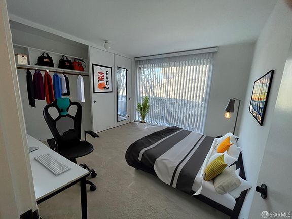 2nd image of 2221 Gough St #201