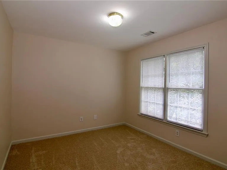 3060 Winston Terrace Ct — Photo 19