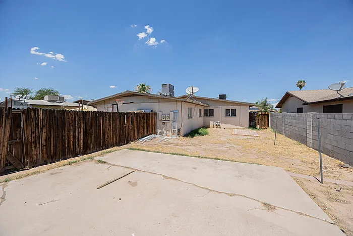 949 E Flint St #1 — Photo 17