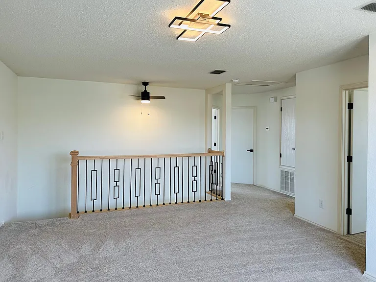 765 Lowe Dr — Photo 18