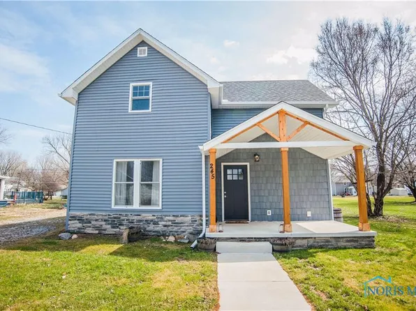 245 Center St, Ney, OH 43549