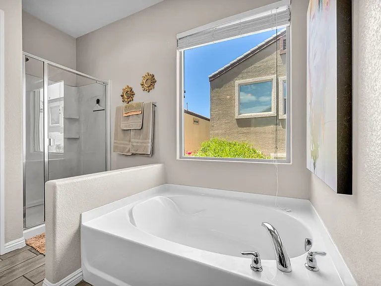 6777 Byron Bay Ct — Photo 27
