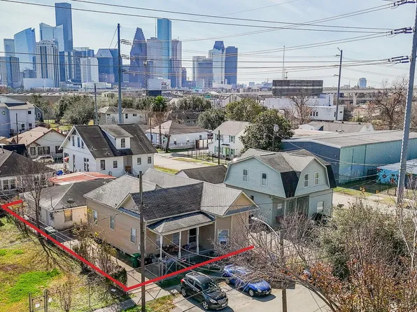 404 James St, Houston, TX 77009