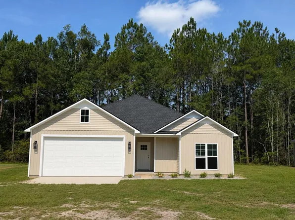 48 Sloans Village Way SE, Moultrie, GA 31768