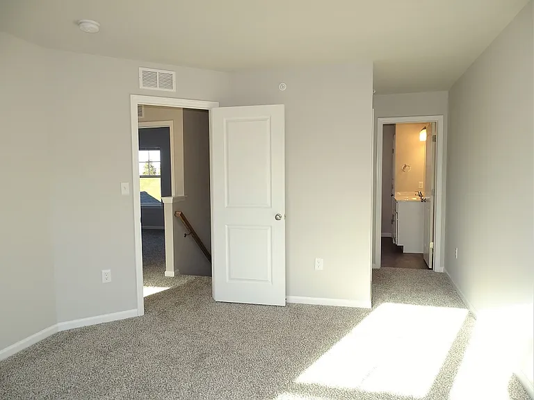 21 Cobblestone Ct — Photo 10