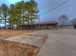 8575 Will Sampson Rd, Beggs, OK 74421