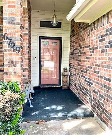2nd image of 6729 Hadley Dr