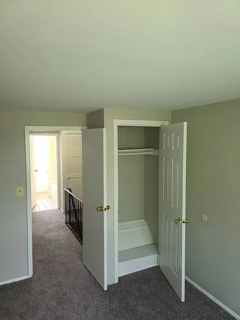 Spacious FourBedroom Home with Large Yard and Easy Commuter Access — Photo 4