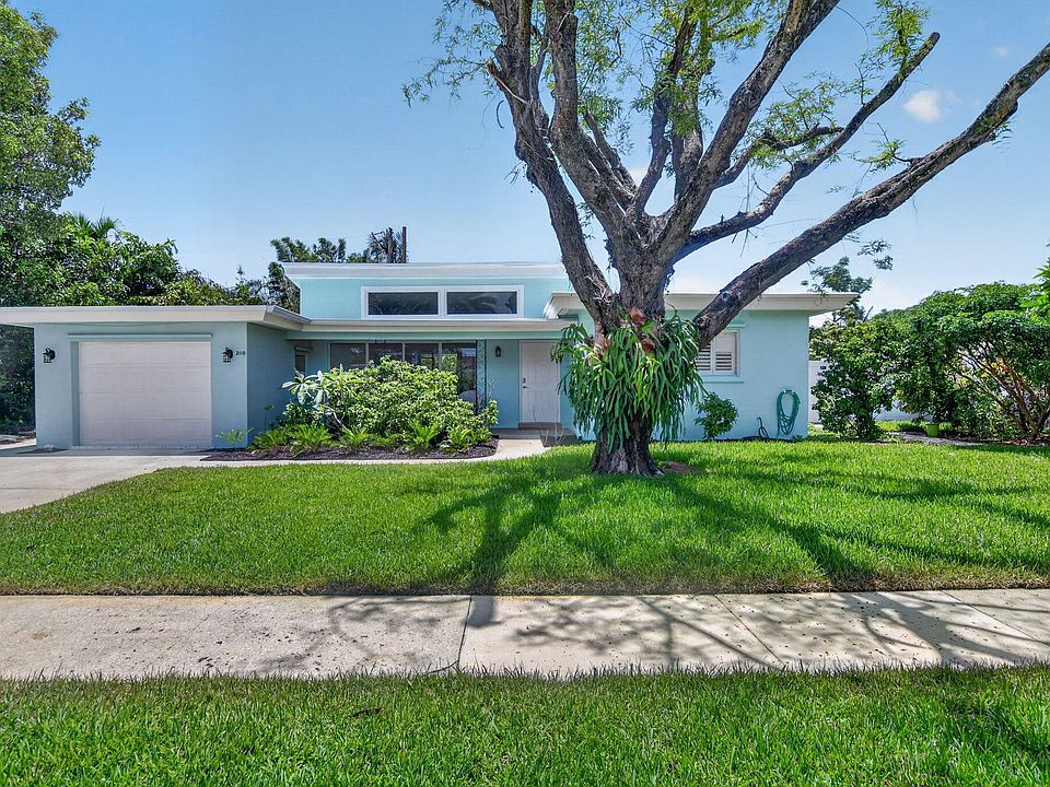 1st image of 2110 NE 4th Avenue