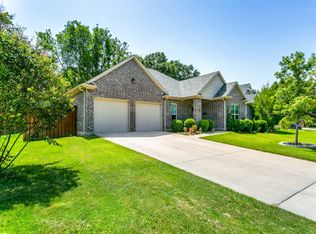 12718 Epps Field Rd, Farmers Branch, TX 75234