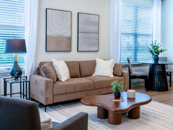3445 Bluebonnet Blvd #8306