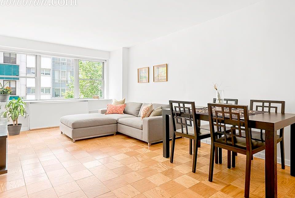 1st image of 3 W 14th St #315