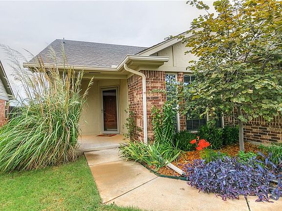 2nd image of 18216 Piedra Dr