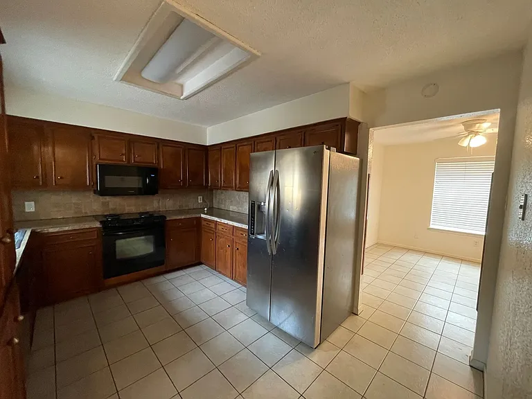 4154 Eagle Dr — Photo 6