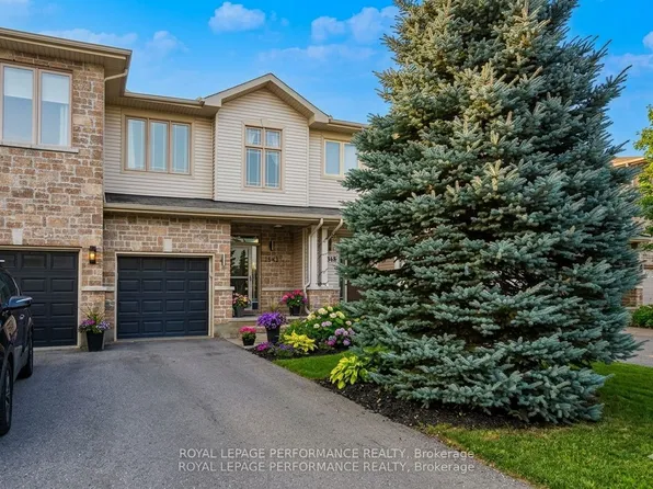 1843 Arrowgrass Way, Ottawa, ON K4A 0H9